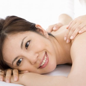 エステティシャン給与